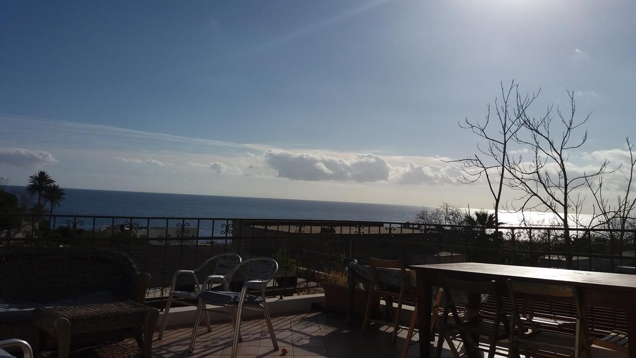 Case La Pergola Stromboli Exteriör bild