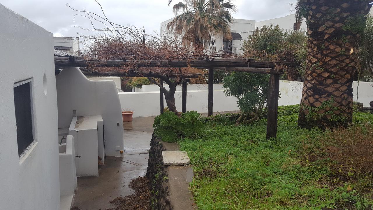 Case La Pergola Stromboli Exteriör bild